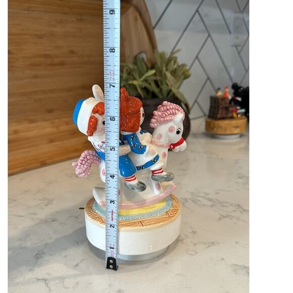 Vintage Raggedy Ann and Andy rocking rodeo horse music box Schmid #600 1982 - Picture 8 of 9